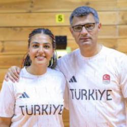  Şevval İlayda Tarhan ile Yusuf Dike&ccedil;'ten Avrupa'da g&uuml;m&uuml;ş madalya