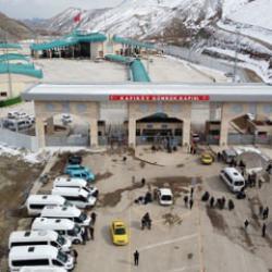 Son dakika: T&uuml;rkiye'den İran hamlesi! Bakan kararı duyurdu...