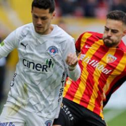 S&uuml;per Lig ekibinin kaptanından savaş yorumu! &Ccedil;atışma tırmanırsa &uuml;lkeme d&ouml;nerim