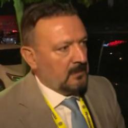 Taraftar tepkiliydi! Fenerbah&ccedil;e'den gece yarısı hakem a&ccedil;ıklaması