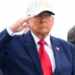 Trump'tan ters k&ouml;şe a&ccedil;ıklama! 'Savaşa girmelerini istemiyorum'