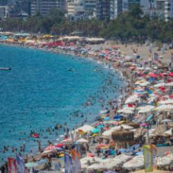 T&uuml;rkiye k&uuml;resel turizm pazarında rekabet edilmesi en g&uuml;&ccedil; &uuml;lke konumunda