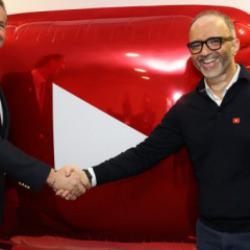 Vodafone T&uuml;rkiye'den m&uuml;şterilerine ilk 3 ay &uuml;cretsiz YouTube Premium &uuml;yeliği