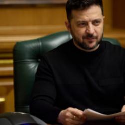 Zelenskiy'den flaş İran savaşı a&ccedil;ıklaması: Washington Kiev'in kapısını &ccedil;aldı!