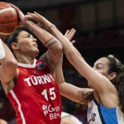 12 yıl sonra yeniden rakipler! 'Potanın Perileri' İstanbul'da parkeye iniyor