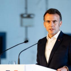 Macron&rsquo;dan  ateşkes &ccedil;ağrısı: G&ouml;r&uuml;şmelere ev sahipliği yapmaya hazırız