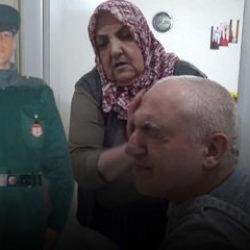 78 yaşındaki annenin i&ccedil; yakan s&ouml;zleri: 22 yıldır g&uuml;neş y&uuml;z&uuml; g&ouml;rd&uuml;ğ&uuml;m&uuml;z yok