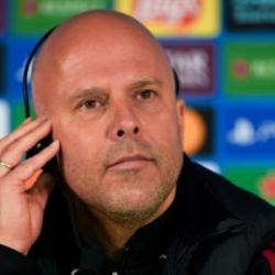 Alisson ve Chiesa Galatasaray ma&ccedil;ında oynayacak mı? Arne Slot'tan a&ccedil;ıklama