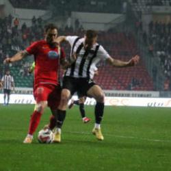 Amedspor 1. Lig'de ikinciliği aldı