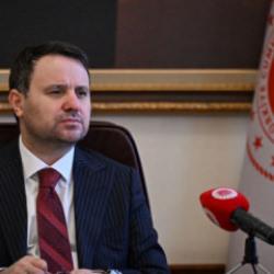 Bakan G&uuml;rlek a&ccedil;ıkladı! Hakimlere 10 yıl şartı