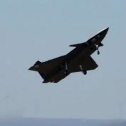 D&uuml;şmanların korkulu r&uuml;yası KIZILELMA'dan g&ouml;vde g&ouml;sterisi