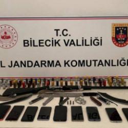 Bilecik'te silah ka&ccedil;ak&ccedil;ılığı operasyonu: 11 kişi g&ouml;zaltına alındı