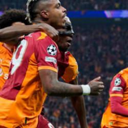 Devler Ligi'nde haftanın 11'i a&ccedil;ıklandı! Galatasaray'dan 2 yıldız kadroda