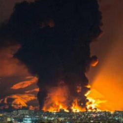 İran'dan kritik misilleme! K&ouml;rfez &uuml;lkelerine 900'den fazla f&uuml;ze saldırısı! 