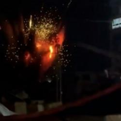 İsrail, Gazze&rsquo;de yerinden edilen sivillere hava saldırısı d&uuml;zenledi