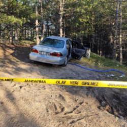 Park halindeki otomobilde &ouml;l&uuml; bulundu