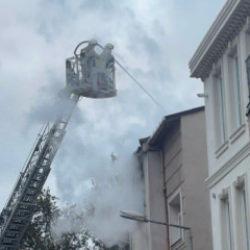 Fatih'te yangın: 1 &ouml;l&uuml;, 7 yaralı! 