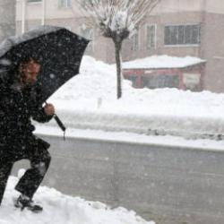 Sağanak, fırtına ve kar alarmı: Saatte 90 kilometreyi bulacak! Meteoroloji 19 ili uyardı