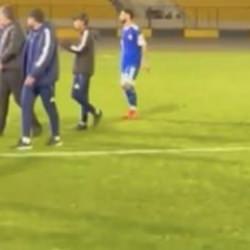 Savaş g&ouml;lgesinde futbol! Ma&ccedil;a 45 dakikalık f&uuml;ze molası