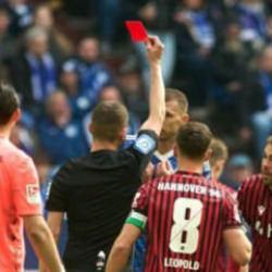 S&uuml;per Lig'in eski yıldızları 2-2 biten ma&ccedil;a damga vurdu! Gol, kırmızı kart, penaltı...