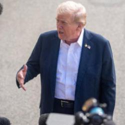 Trump'tan flaş petrol fiyatları a&ccedil;ıklaması: "&Ccedil;ok hızlı d&uuml;şecek"