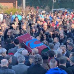 Trabzon efsanesini uğurladı! Fatih Tekke'den yol arkadaşına duygusal veda