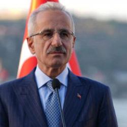 Bakan Uraloğlu duyurdu: T&uuml;m zamanların y&uuml;k elle&ccedil;leme rekoru kırıldı