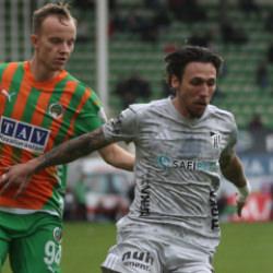 Alanyaspor Kocaelispor'u tarihi skorla devirdi!