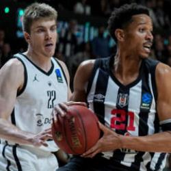 Avrupa'da T&uuml;rk derbisi! Beşiktaş bir sayı farkla yarı finale y&uuml;kseldi