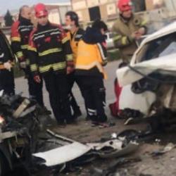 Bandırma'da 4 ara&ccedil;lı zincirleme kaza: 1 &ouml;l&uuml;, 1 yaralı