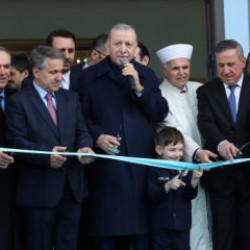 Cumhurbaşkanı Erdoğan Ankara'da Hacı İbrahim Demir Camii'ni hizmete a&ccedil;tı