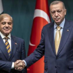 Cumhurbaşkanı Erdoğan, Pakistan Başbakanı Şerif ile g&ouml;r&uuml;şt&uuml;