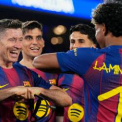 Devler Ligi'nde 9 goll&uuml; d&uuml;ello! Barcelona rakibini ezdi ge&ccedil;ti