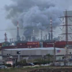 İran, İsrail&rsquo;deki Hayfa Petrol Rafinerisi&rsquo;ni vurdu