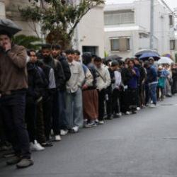 Tokyo Camii'nde bayram namazı yoğun katılım nedeniyle 5 kez kılındı