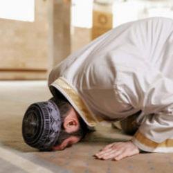 KADİR GECESİ NAMAZI | 2 rekat Kadir Gecesi namazı nasıl kılınır?