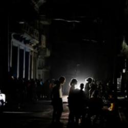 K&uuml;ba resmen karanlığa g&ouml;m&uuml;ld&uuml;