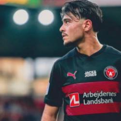 Montella'nın yeni g&ouml;zdesine Premier Lig'den &uuml;&ccedil; talip