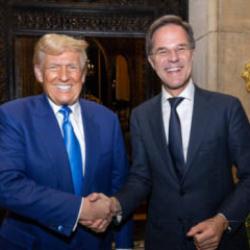 NATO'dan Trump'a ilgin&ccedil; mesaj: "Rica ediyorum" diyerek a&ccedil;ıkladı!