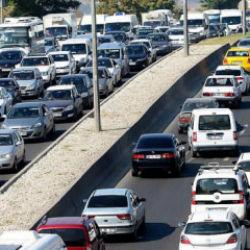 Otomobil satışlarında şubat ayı verileri a&ccedil;ıklandı: Toplam taşıt sayısı belli oldu