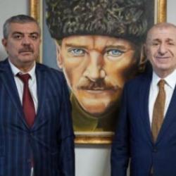 &Uuml;mit &Ouml;zdağ ziyaret etmişti! İstifa şoku!