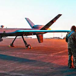 ABD, İran'la savaş s&uuml;rerken beklenmedik noktaya İHA ve asker indirdi