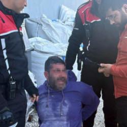 Antalya'da maaşını alamadığı iddiasıyla iş yerini yaktı