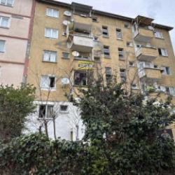 Samsun&rsquo;da &ccedil;akmakla oynayan &ccedil;ocuk evi yaktı: 2 kişi hastaneye kaldırıldı