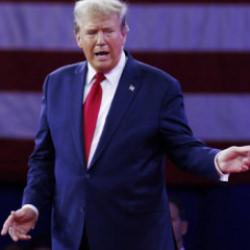 ABD'den İran i&ccedil;in &ldquo;i&ccedil;eriden bir lider&rdquo; arayışı! Radarındaki isim şaşırttı! 