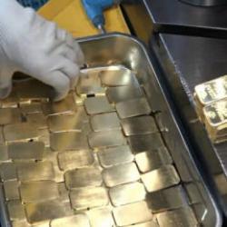 Altın karaborsada! Piyasada gram ve &ccedil;eyrek altın neden bulunamıyor?