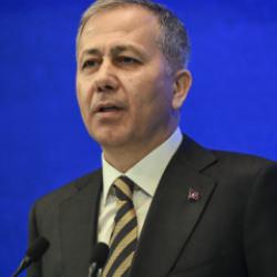 Bakan Yerlikaya'dan son dakika provokasyon duyurusu! G&ouml;zaltı sayısı a&ccedil;ıklandı