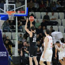 Beşiktaş'tan potada 102 sayılık galibiyet!