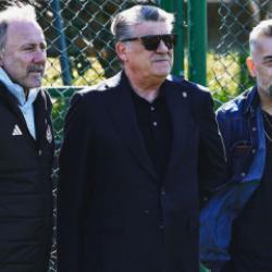 Sergen Yal&ccedil;ın forvetini se&ccedil;ti! Rekor b&uuml;t&ccedil;e hazırlayan Kartal yıldız isimle g&ouml;r&uuml;şt&uuml;