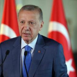 Erdoğan'dan şehit ailelerine taziye mesajı!